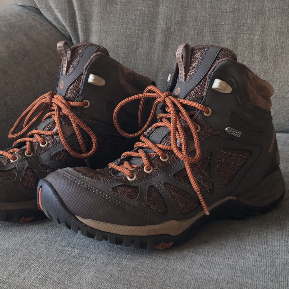 Women's Siren Sport Q2 Mid Waterproof Hiking Boot